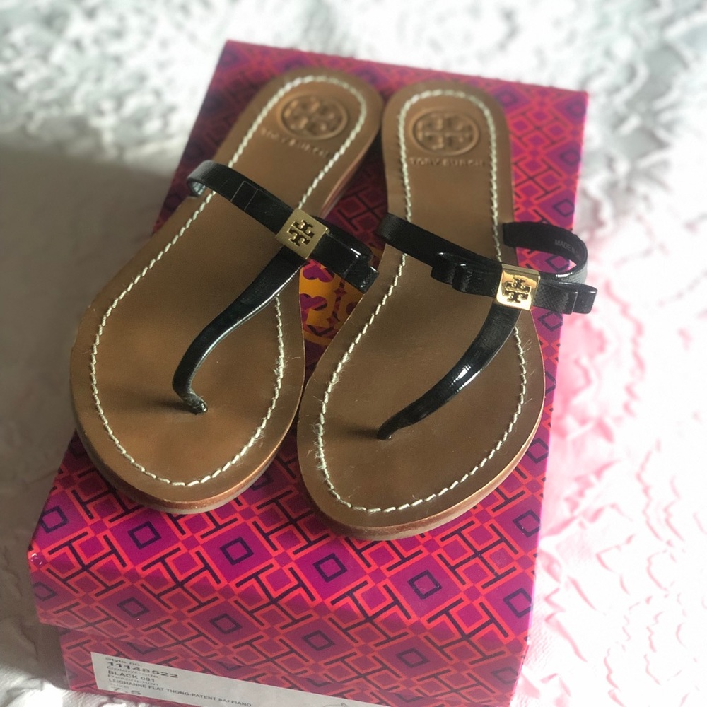 AUTHENTIC TORY BURCH LEIGHANNE 7.5